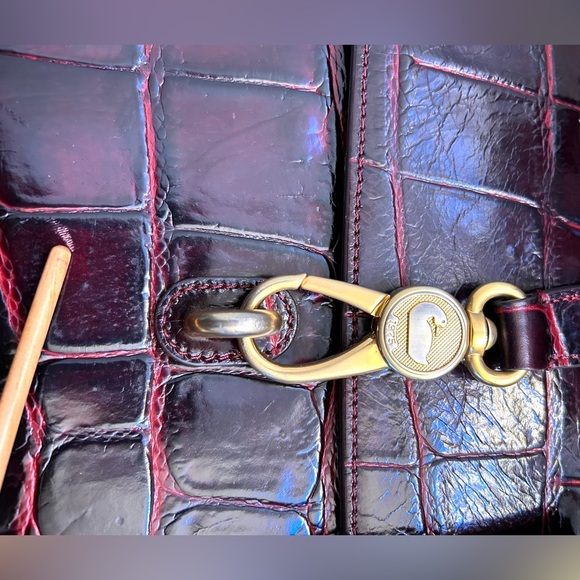 SOLD SOLD ‼️‼️‼️‼️Dooney and Bourke 28 cm purse with print - Picture 5 of 11